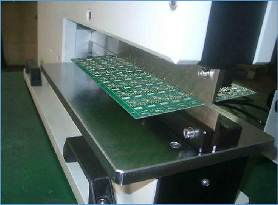 Машина V-паза PCB Genitec с линейным автоматом для резки лезвия для SMT ZM30-P